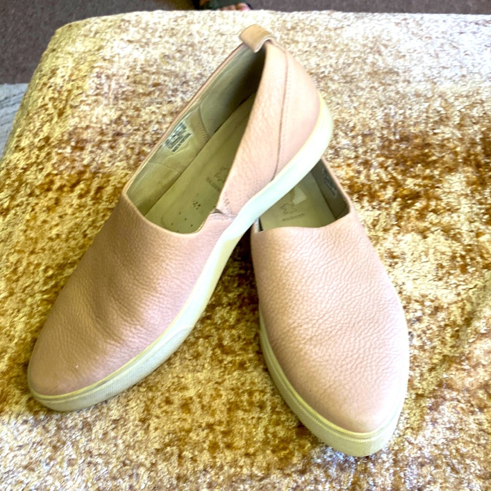 Gently Used ECCO Women’s Gillian Slide Show